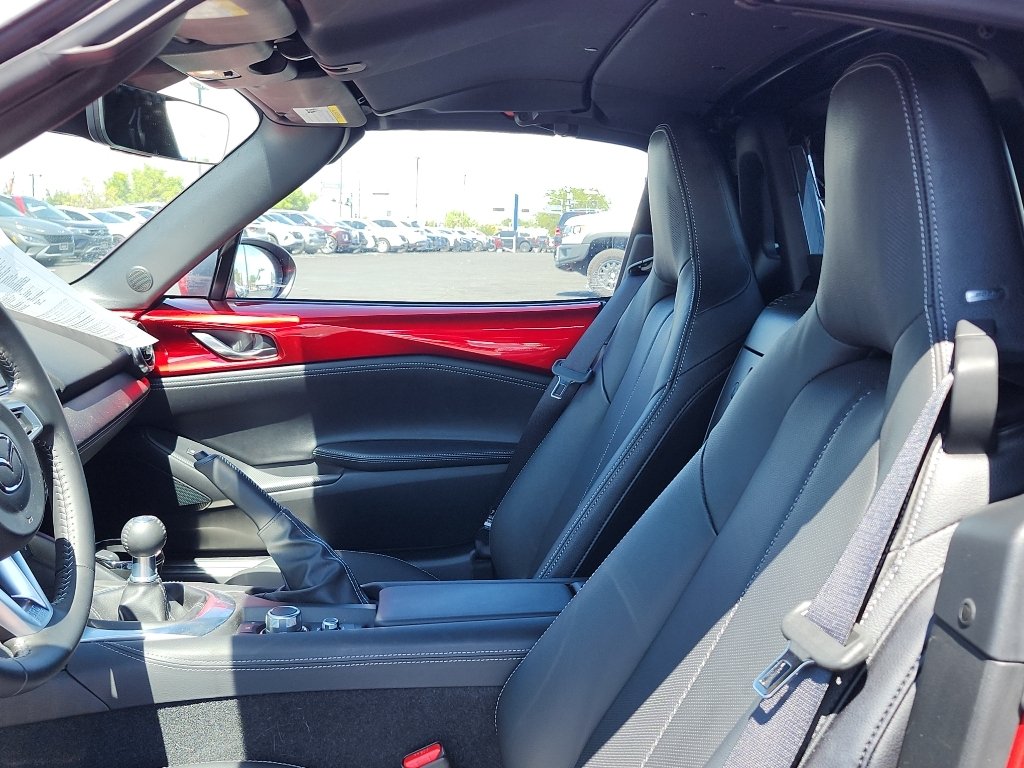 Used 2025 Soul Red Crystal Metallic Mazda Grand Touring image 12