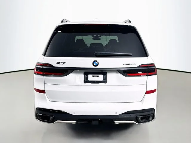 New 2026 White BMW xDrive40i image 6