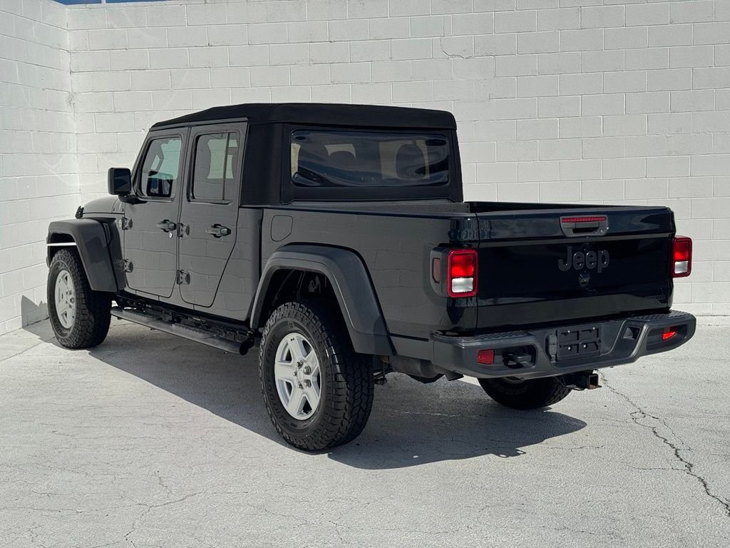 Used 2020 Black Jeep Sport image 9