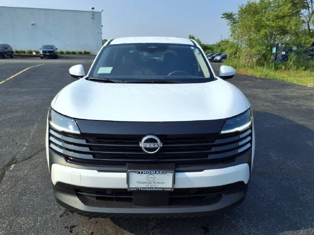 Used 2025 White Nissan SV image 8
