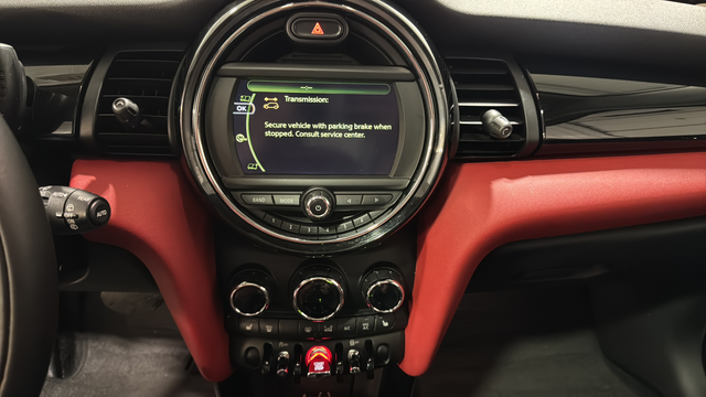 Used 2016 Blazing Red MINI Base image 13