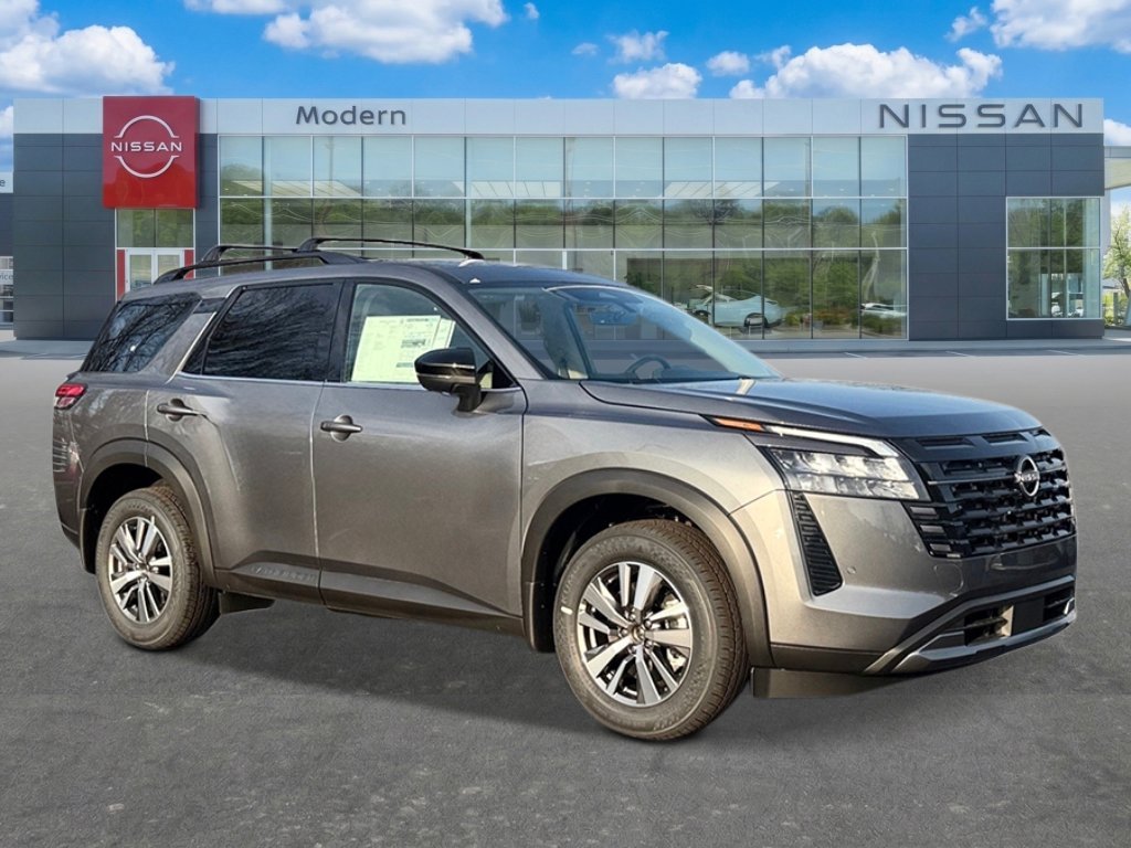 New 2026 Gun Metallic Nissan SL image 7