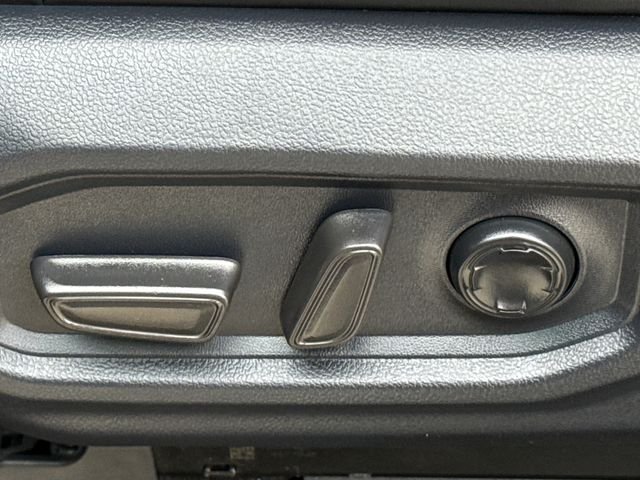 Used 2022 Gray Toyota Platinum image 23
