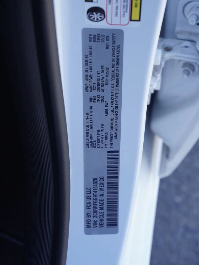 New 2026 Bright White Clear-Coat Exterior Paint RAM Tradesman image 35