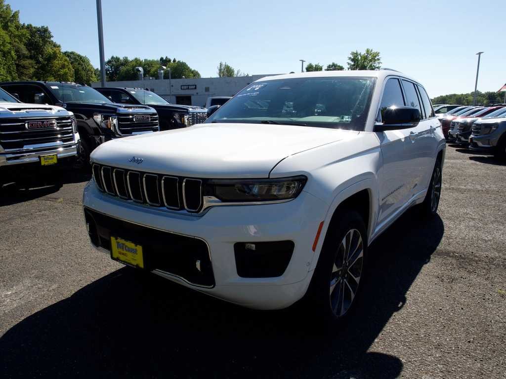 2022 Jeep Grand Cherokee Overland