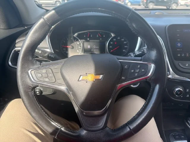 Used 2019 SUMMIT WHITE Chevrolet LT image 18