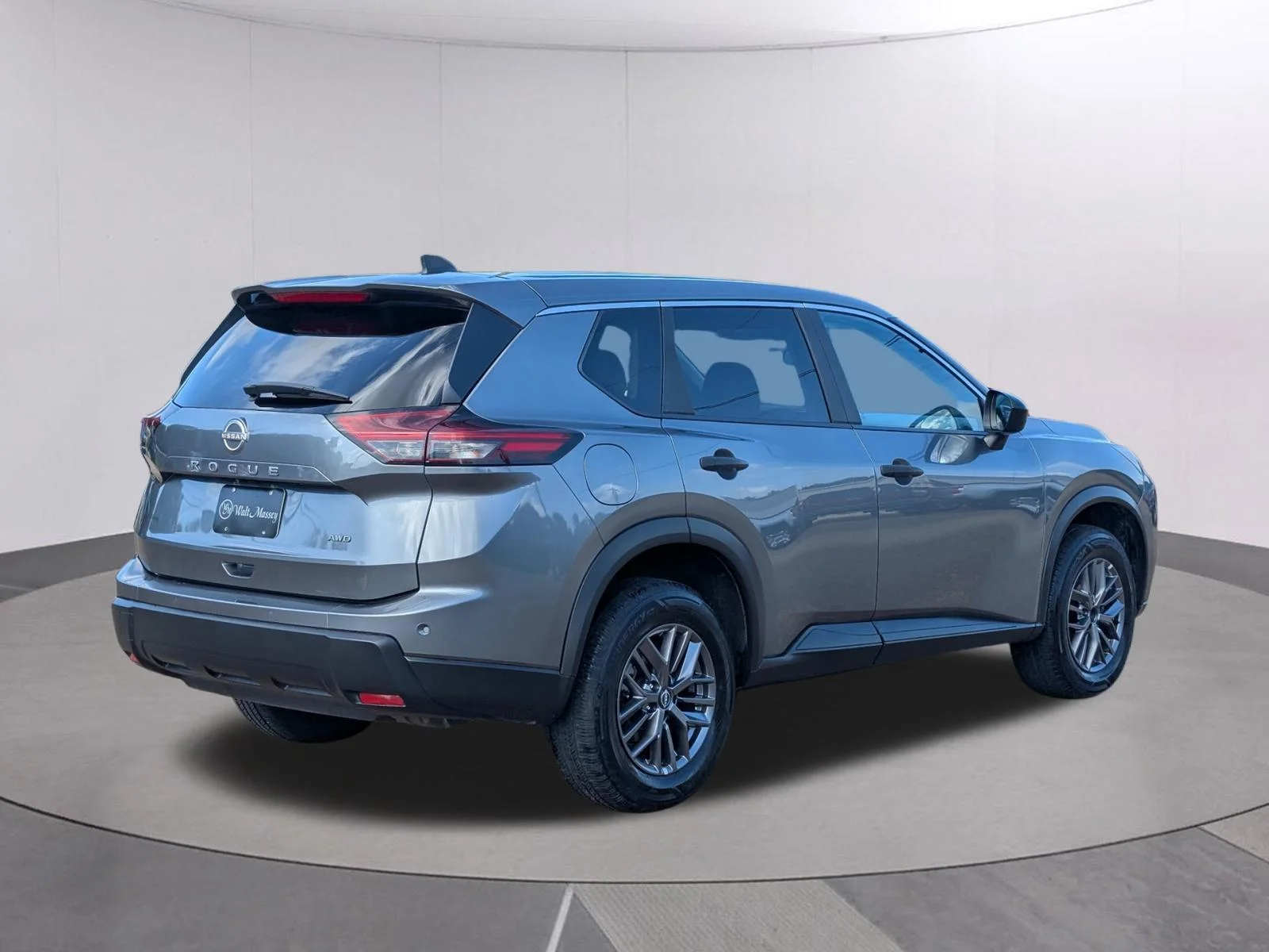 Used 2024 Gun Metallic Nissan S image 5