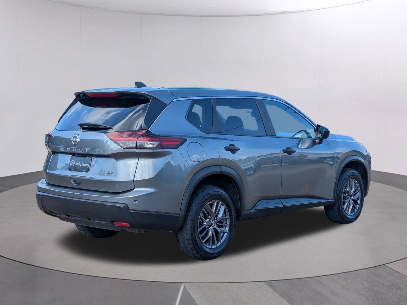 Used 2024 Gun Metallic Nissan S image 5