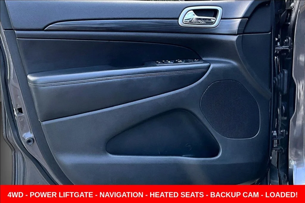 Used 2019 Gray Jeep Altitude image 23