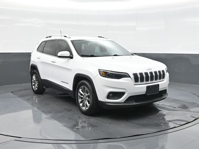 Used 2020 White Jeep Latitude Plus image 22