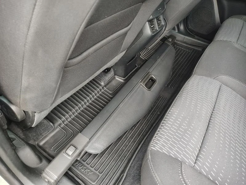 Used 2025 Green Chevrolet LT image 16