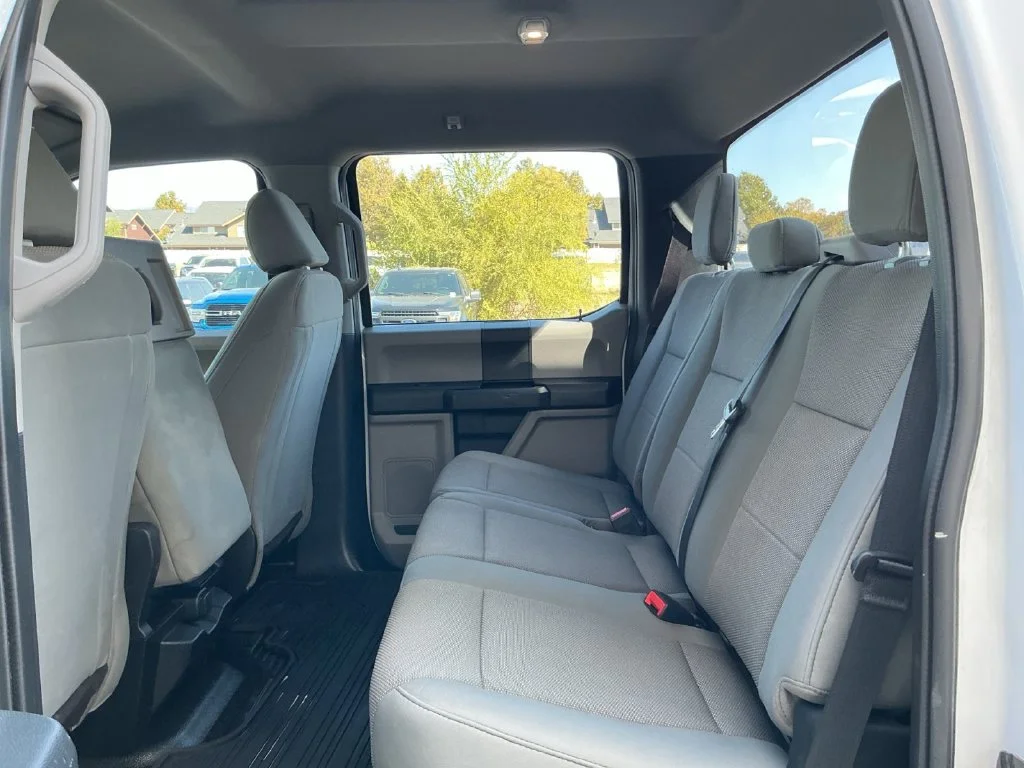 Used 2021 White Ford XL image 27