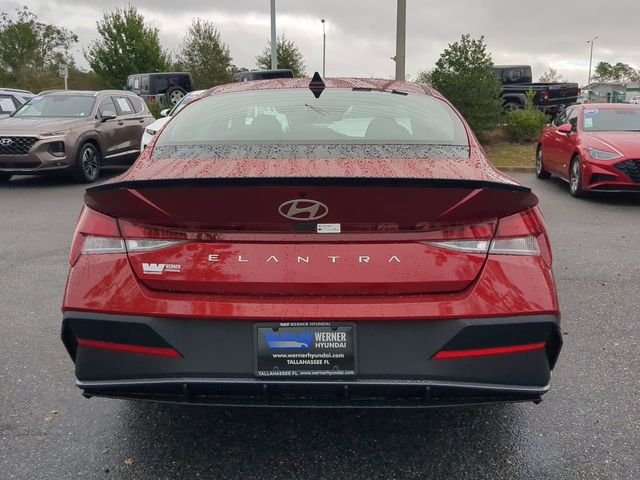 New 2025 Red Hyundai SEL Sport image 32