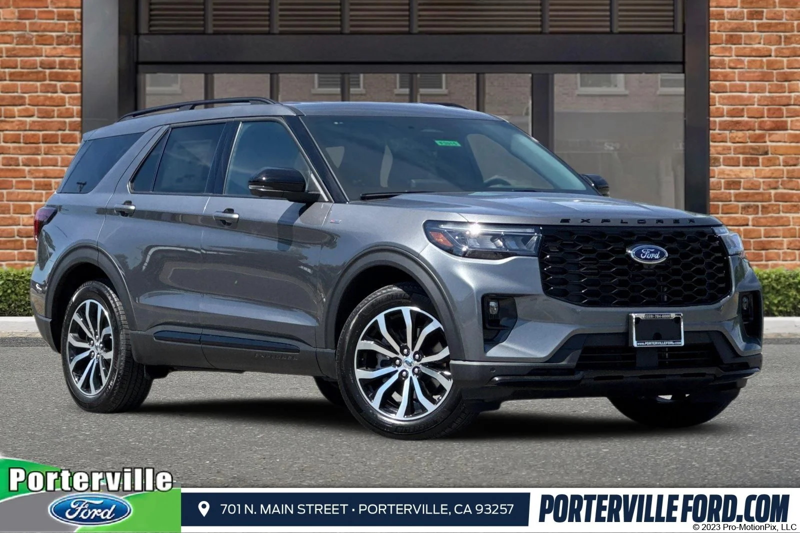 2026 Ford Explorer ST-LINE RWD's photo