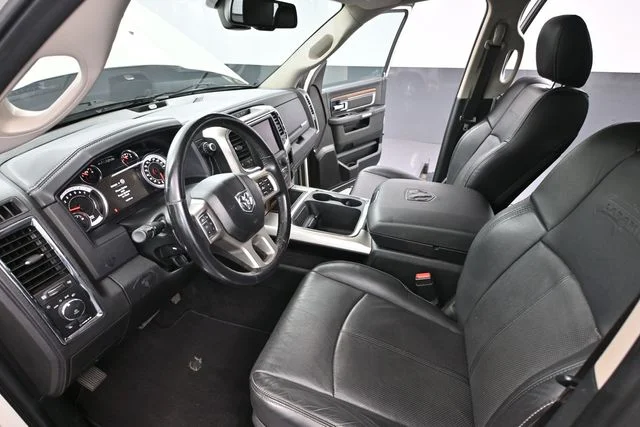 Used 2018 White Ram Laramie image 22