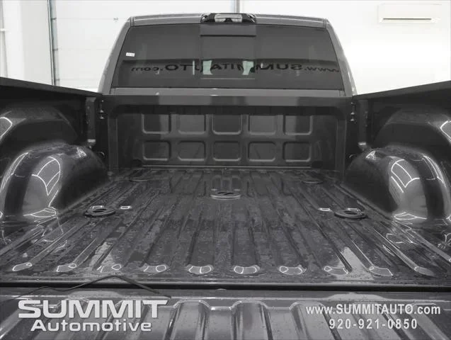 New 2026 Granite Crystal Metallic Clear-Coat Exterior Paint RAM LARAMIE image 28