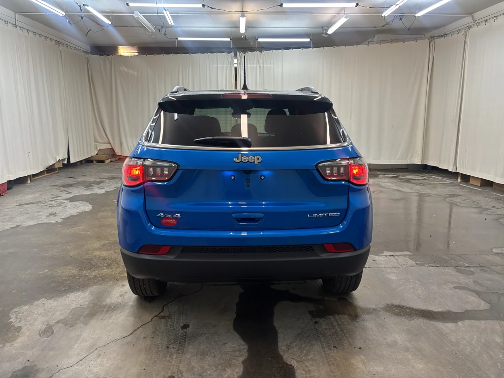 New 2026 Hydro Blue Pearl-Coat Exterior Paint Jeep Limited image 6
