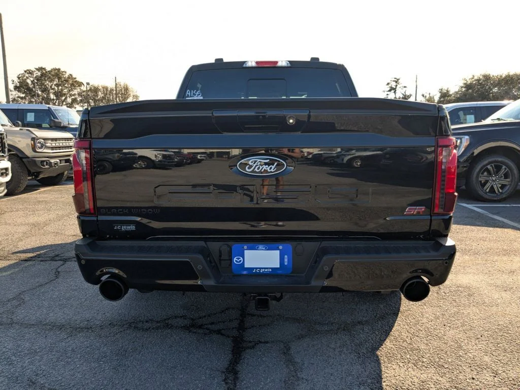 New 2026 Agate Black Metallic Ford XLT image 5