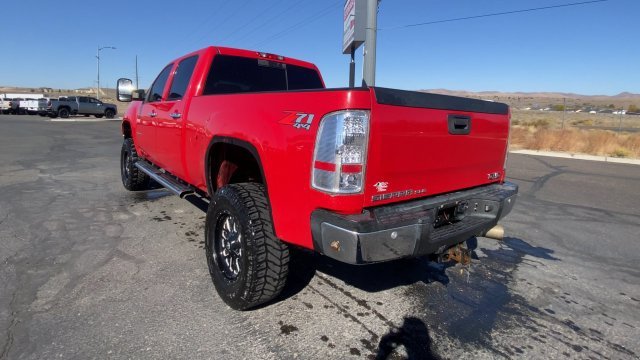 Used 2011 Fire Red GMC SLE image 7