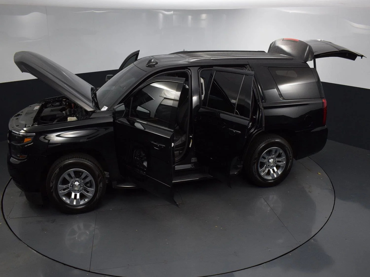 Used 2018 Black Chevrolet Premier image 43