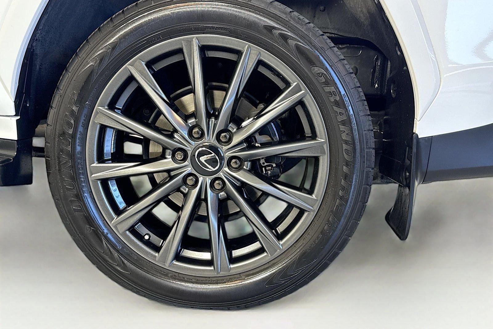 Used 2024 White Lexus LX 600 F SPORT image 30