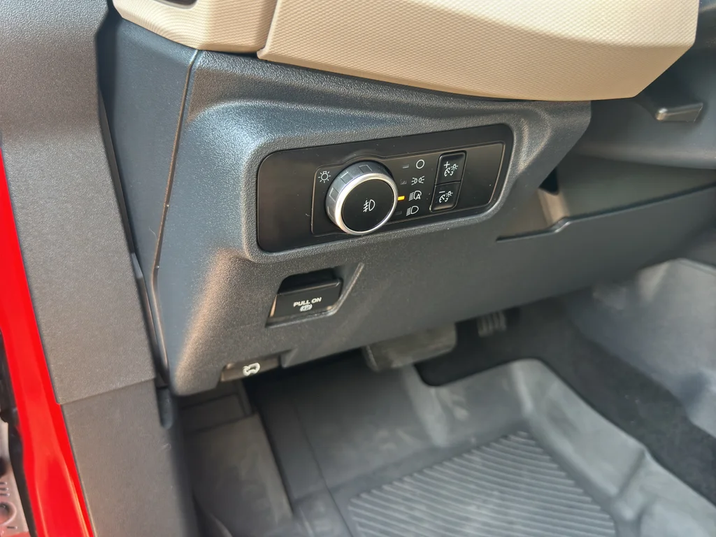 Used 2023 Race Red Ford Wildtrak image 29