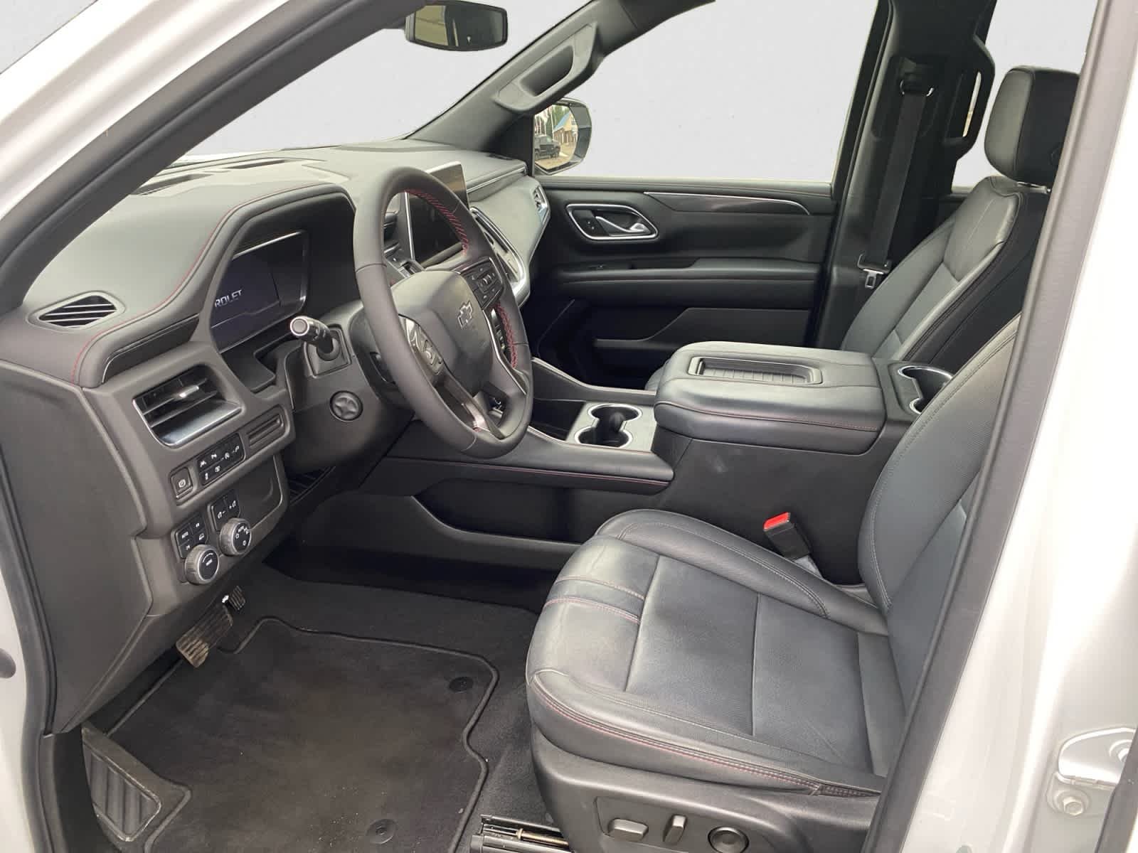 Used 2022 Summit White Chevrolet RST image 14