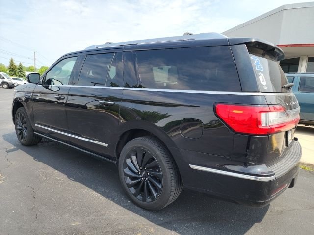 Used 2020 Black Lincoln Reserve image 3