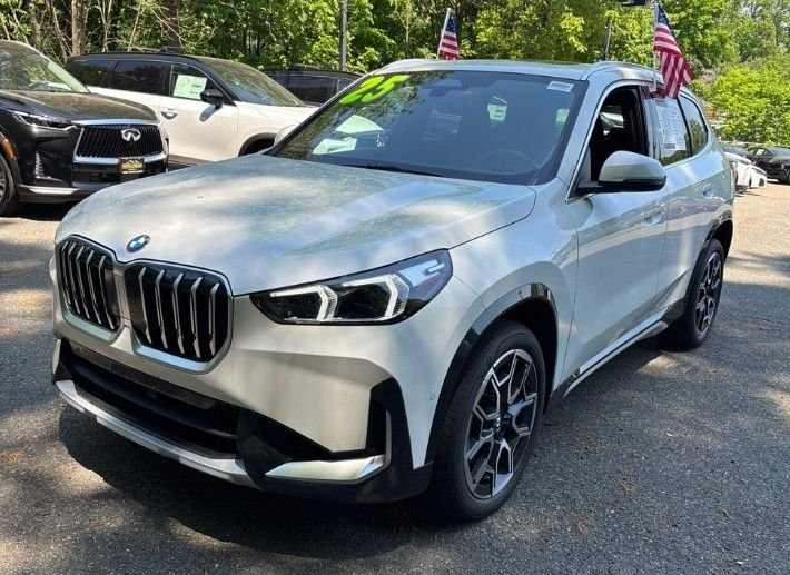 2025 BMW X1 xDrive28i's photo