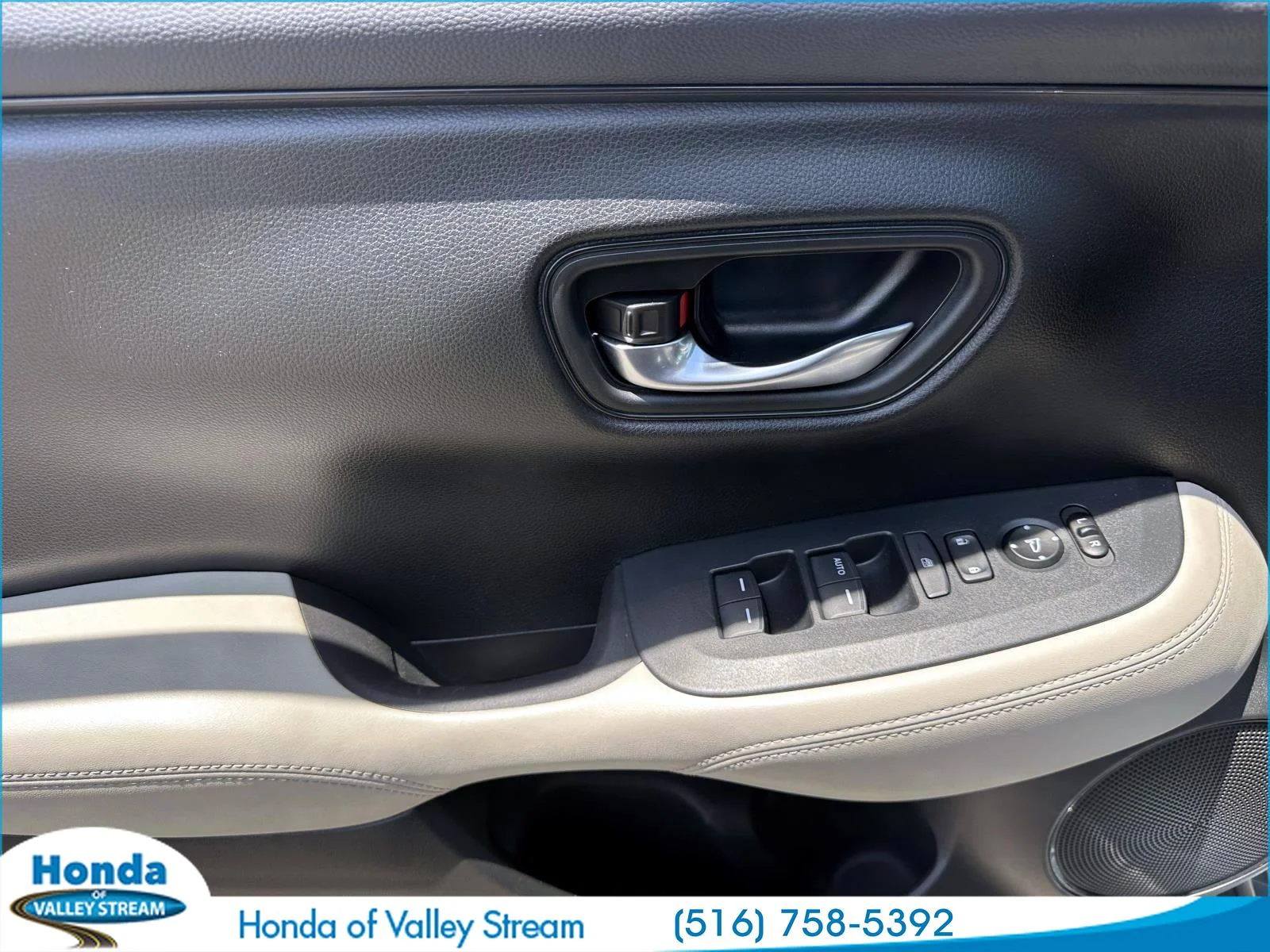2023 Honda HR-V LX - Photo 13