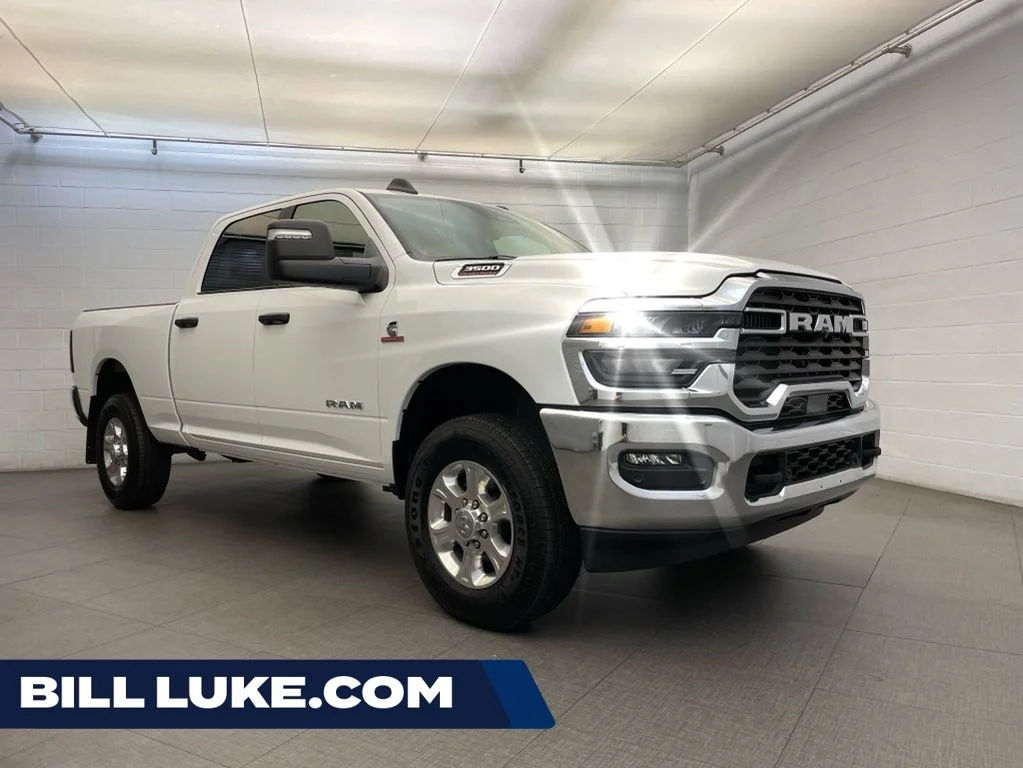 New 2026 White Ram Big Horn SRW image 1