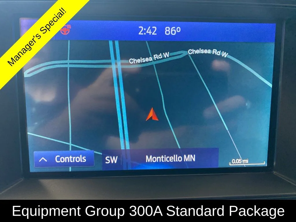 Used 2021 White Ford Limited image 3
