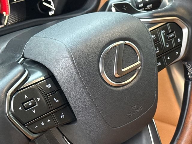 Used 2024 Gray Lexus 600 Luxury image 29