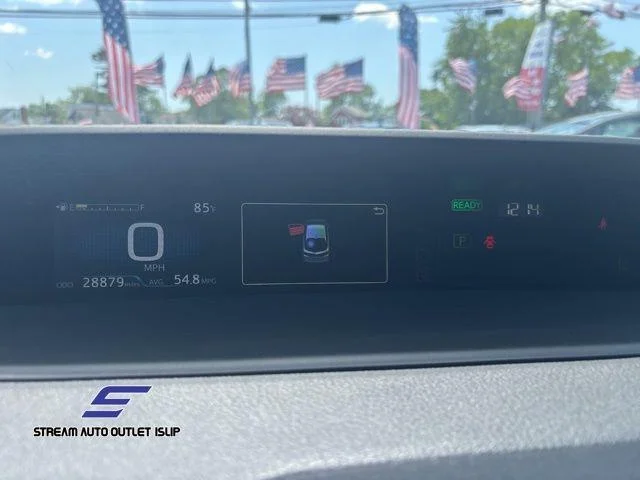 Used 2022 Silver Toyota LE image 32