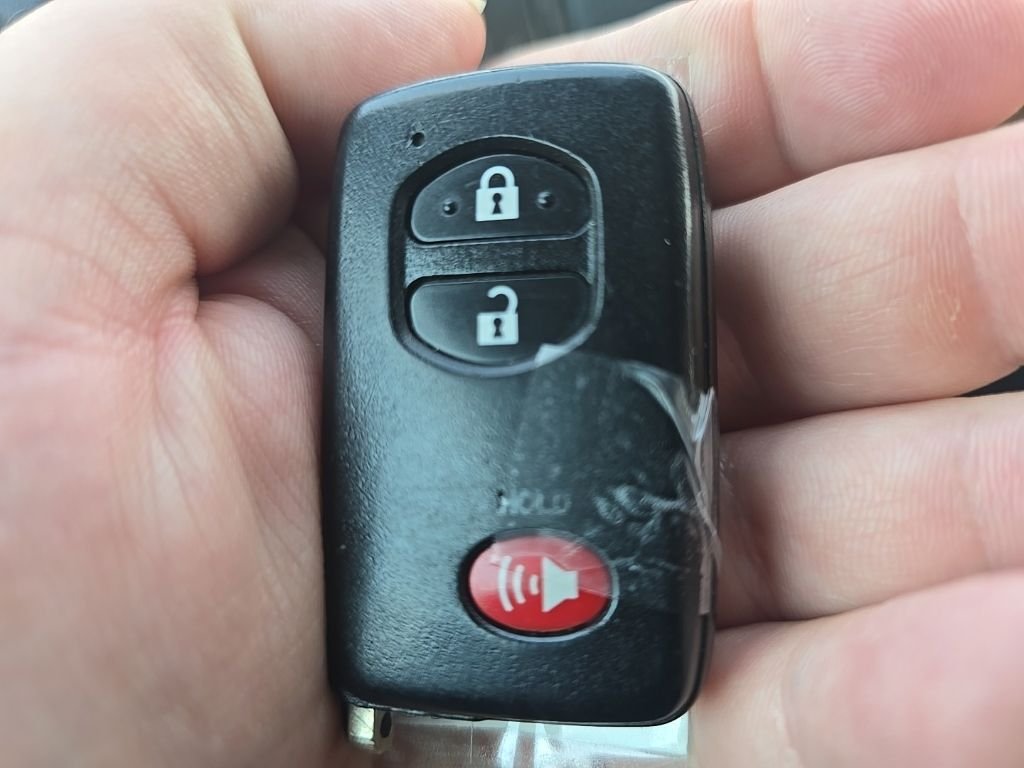 Used 2011 Blue Toyota Limited image 20