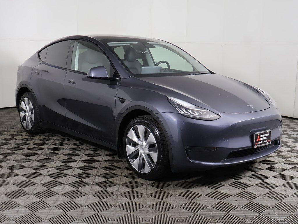 Used 2023 Tesla Model Y Long Range with VIN 7SAYGDEE2PA035841 for sale in Parma, OH
