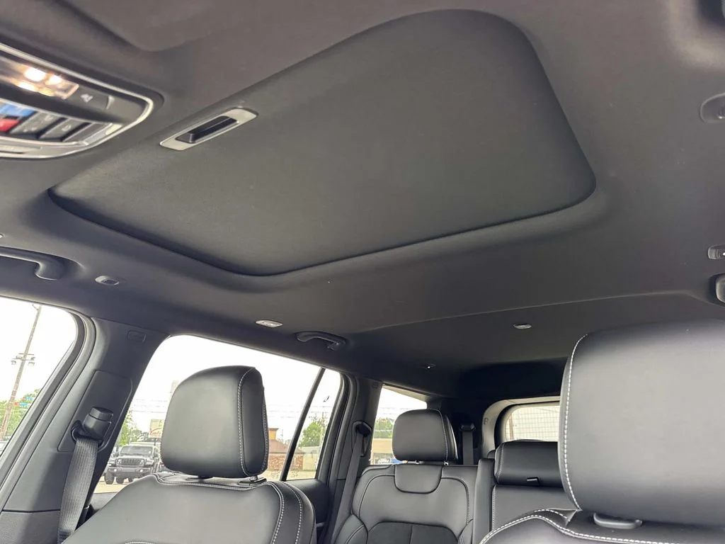 New 2026 Black Jeep Laredo image 35