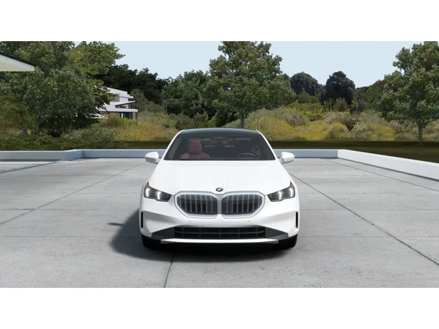 New 2027 Mineral White Metallic BMW 530i xDrive image 3