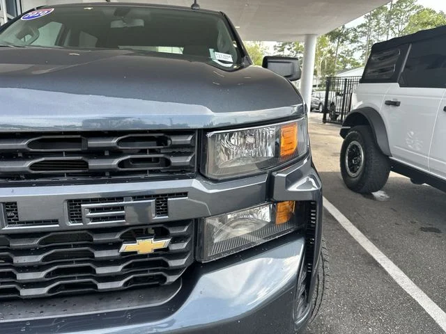 Used 2020 Gray Chevrolet Custom image 9