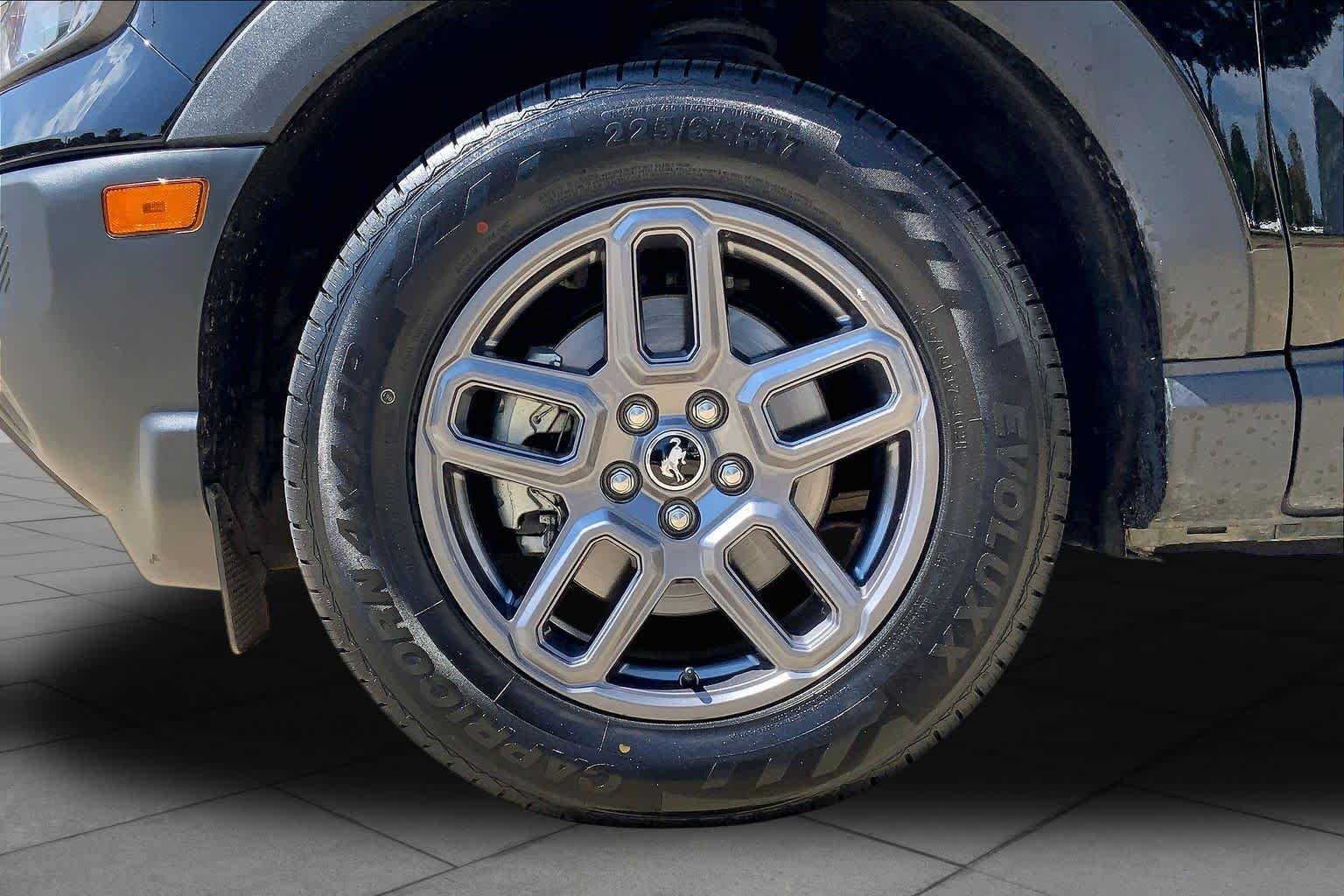 Used 2025 Shadow Black Ford Big Bend image 11