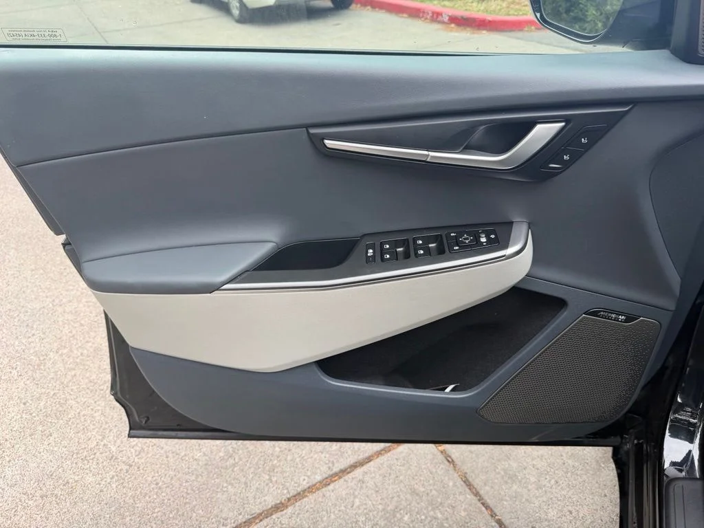 Certified Used 2024 Aurora Black Pearl Kia Wind image 12