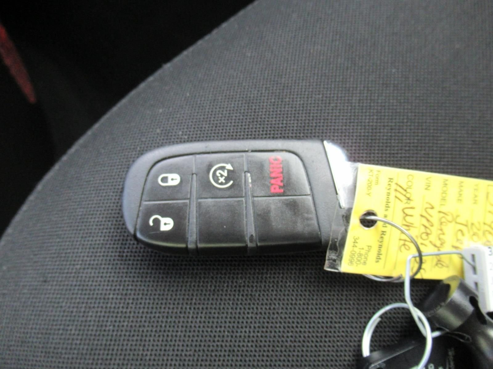 Certified Used 2022 White Jeep Trailhawk image 27