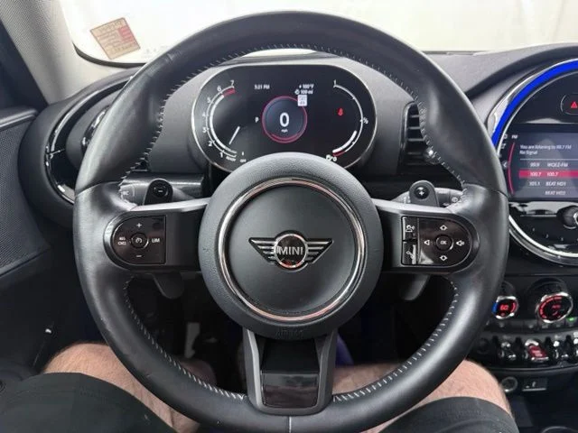 Used 2022 Blue MINI Signature image 27