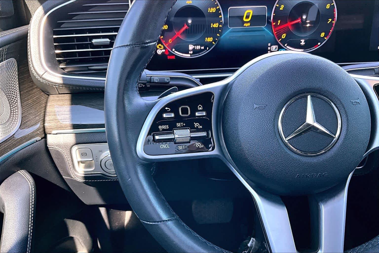 Used 2020 Black Mercedes-Benz GLE 350 image 21