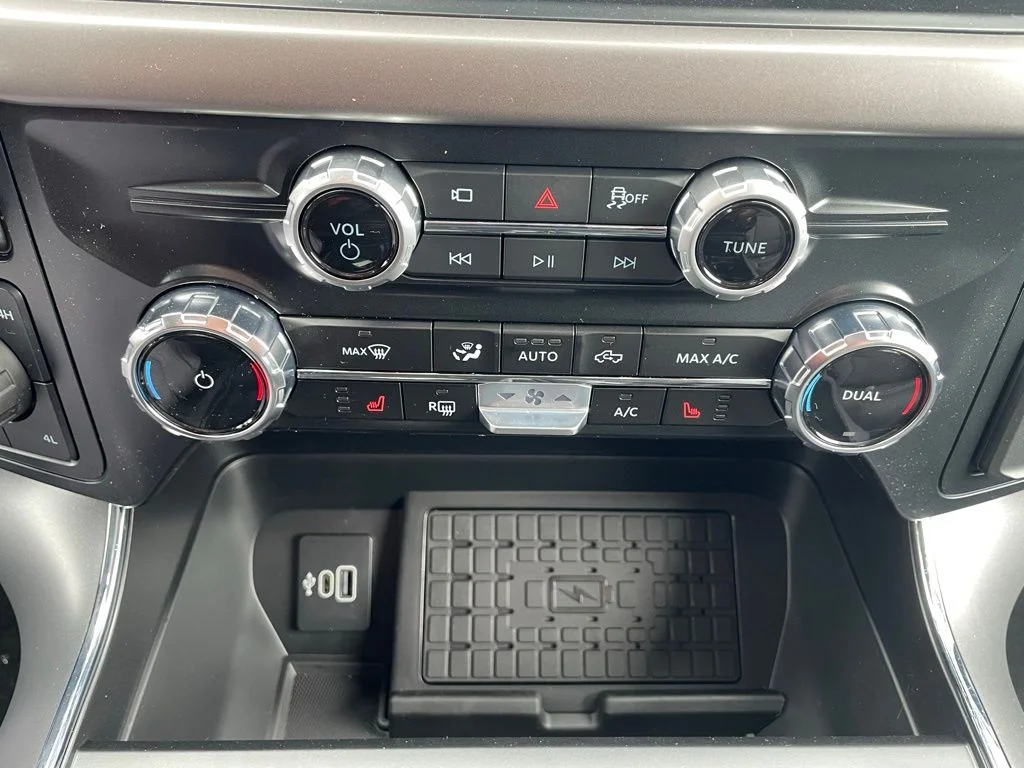 2025 Ford F-150 XLT - Photo 35