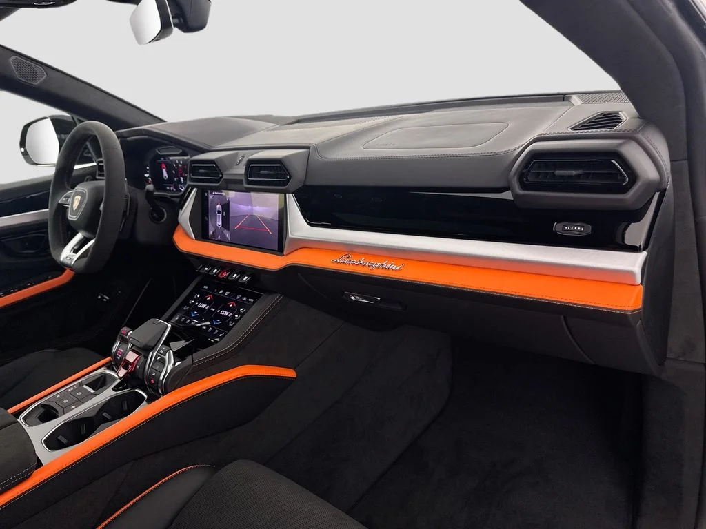 New 2026  Lamborghini SE image 31