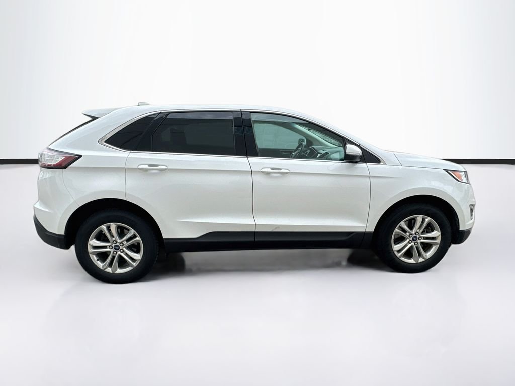 Used 2016 White Ford SEL image 4