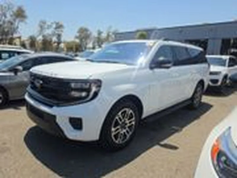 2025 Ford Expedition Active MAX 4x4's photo