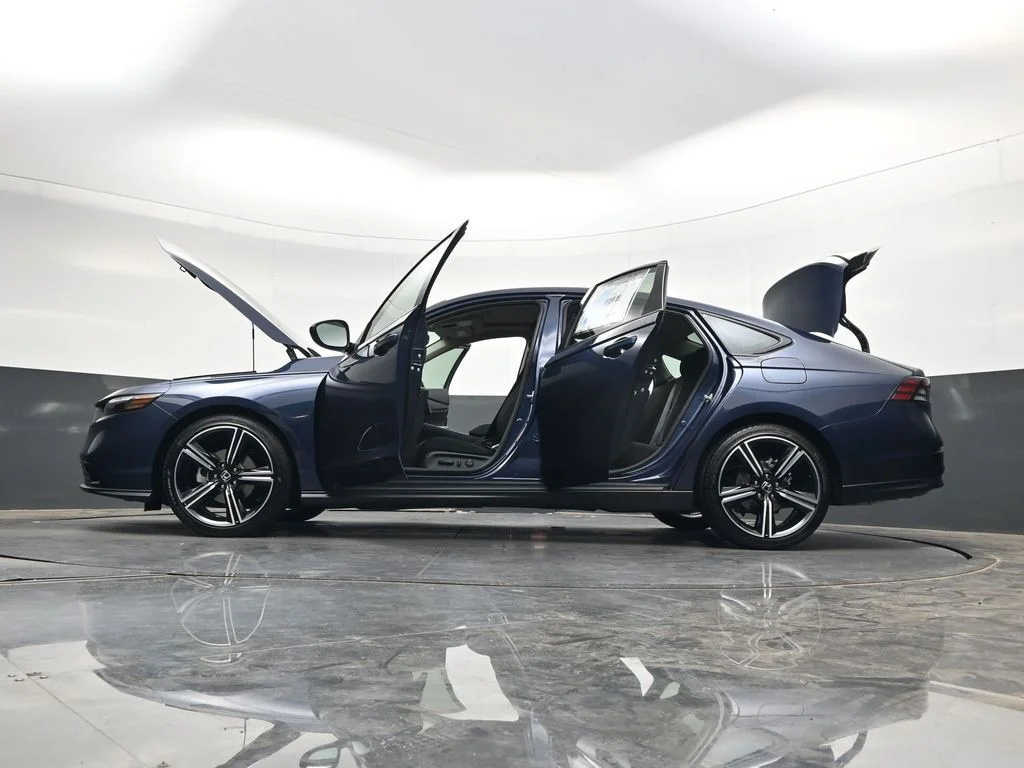 New 2026 Canyon River Blue Metallic Honda SE image 40