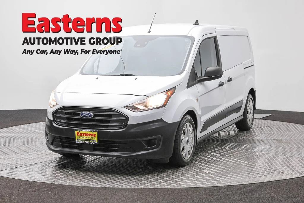 Used 2019 White Ford XL image 1